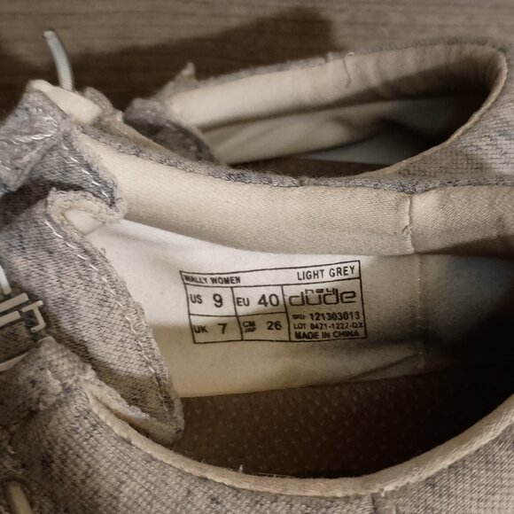 Hey Dude Wally Women Light Gray Slip On Loafers Size 9 - Picture 7 of 12